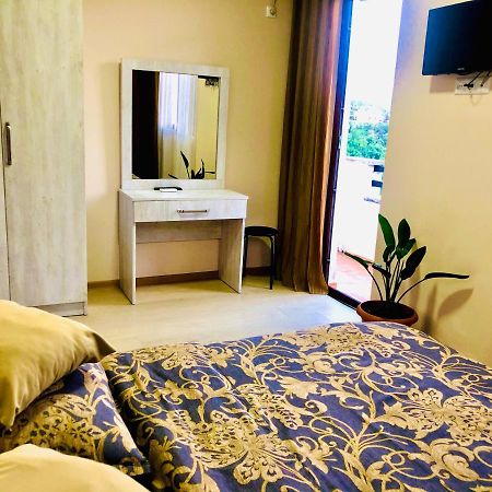 Hotel Holiday House Green Cape Batumi Mtsvane Kontskhi Exterior foto