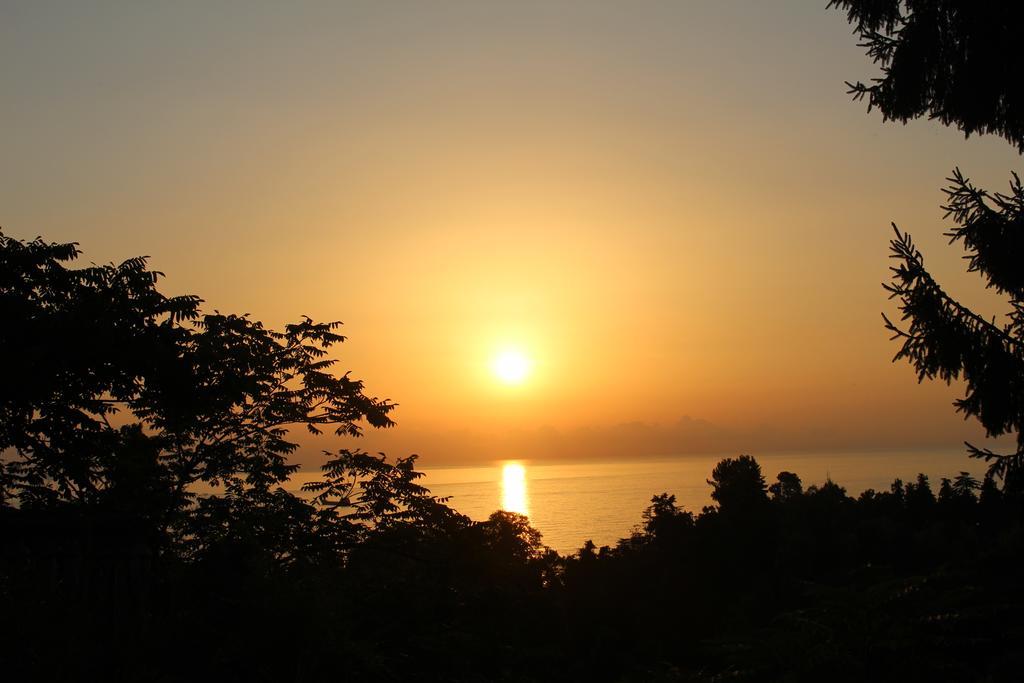 Hotel Holiday House Green Cape Batumi Mtsvane Kontskhi Exterior foto
